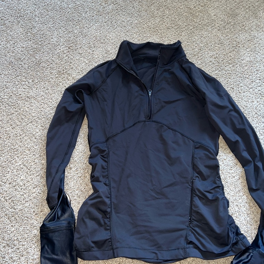 Lululemon top